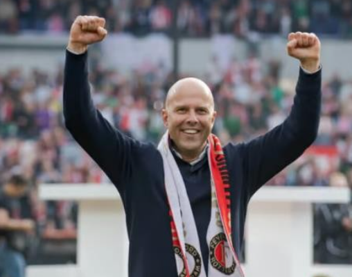 利物浦备战加拉塔萨雷：斯洛特谈挑战、信心与赛程安排